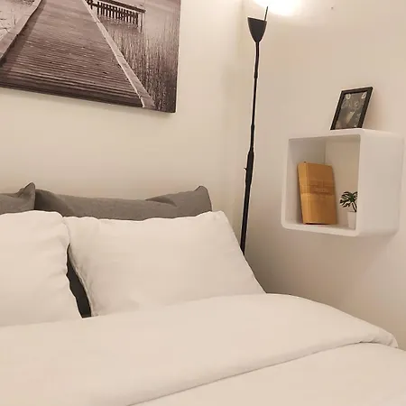 Uncle Sam Cozy Apartment, Parking, 8 Guests Апартаменты *