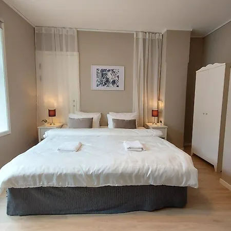Uncle Sam Cozy Apartment, Parking, 8 Guests Апартаменты