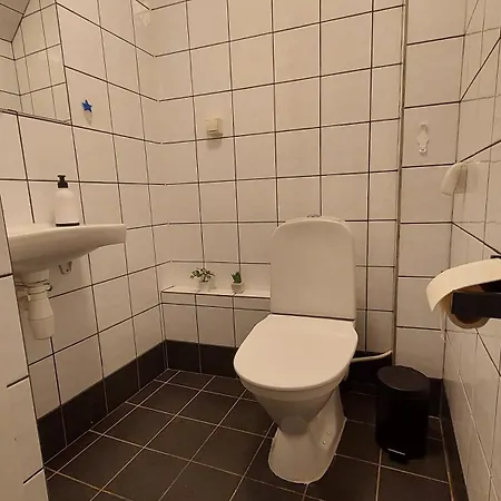 Uncle Sam Cozy Apartment, Parking, 8 Guests Апартаменты Саннес