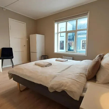 Uncle Sam Cozy Apartment, Parking, 8 Guests Апартаменты