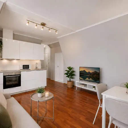 Uncle Sam Cozy Apartment, Parking, 8 Guests *