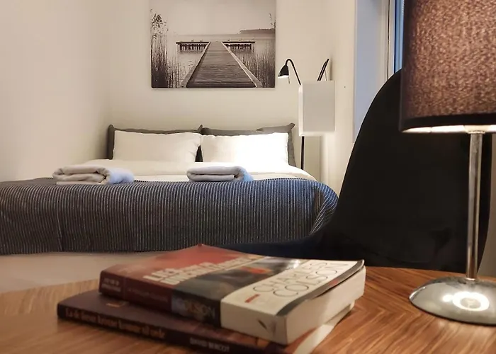 Uncle Sam Cozy Apartment, Parking, 8 Guests 아파트 *